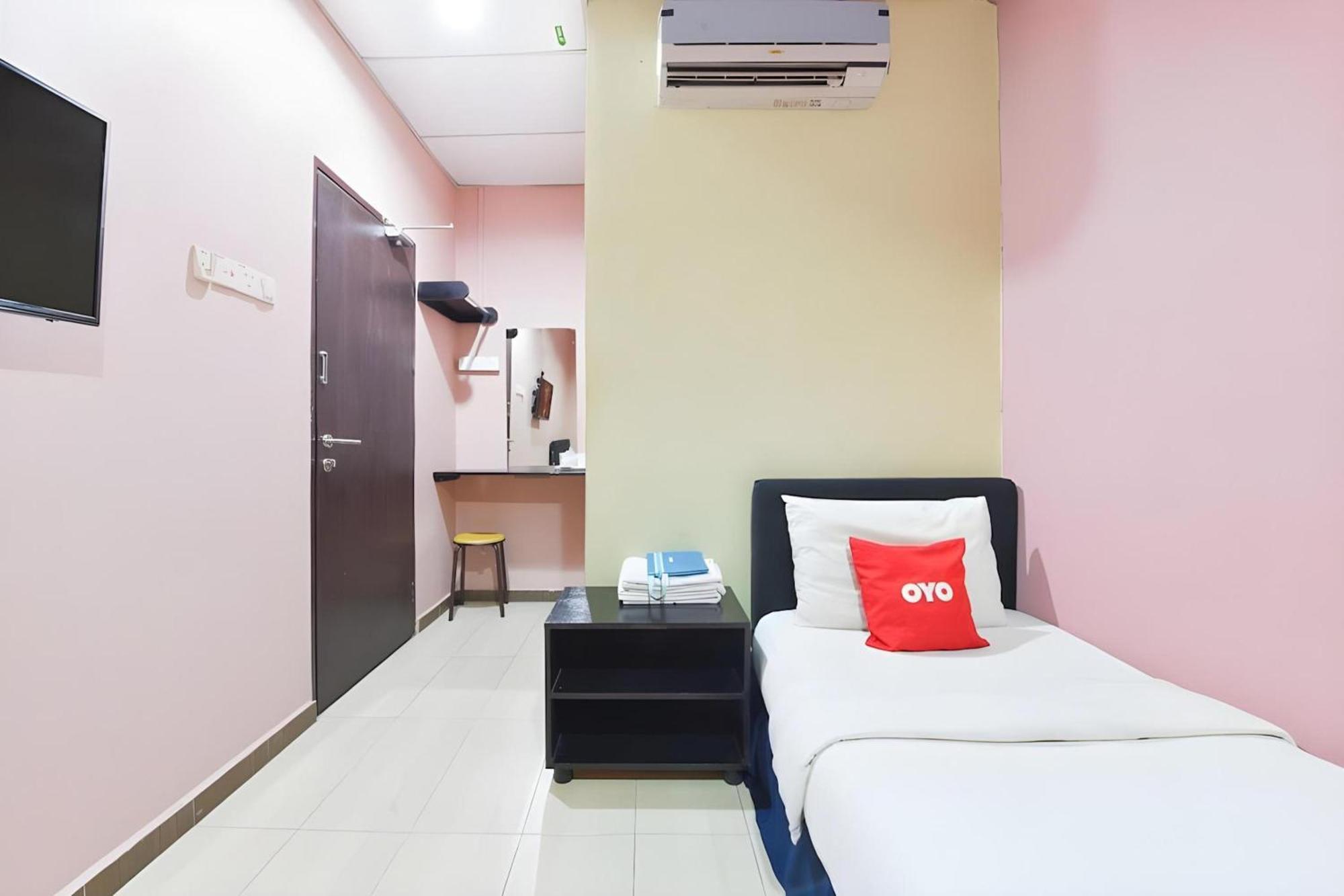 OYO 89588 Destiny Riverside Hotel Kota Bharu Eksteriør bilde